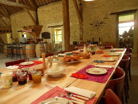 Charming bed and breakfast Autheuil Authouillet